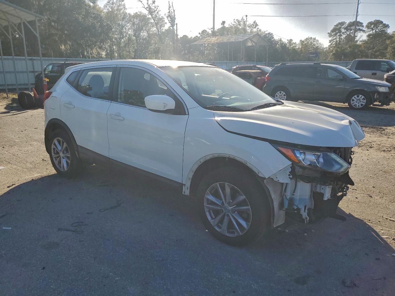 2018 NISSAN ROGUE SPORT S photo 4