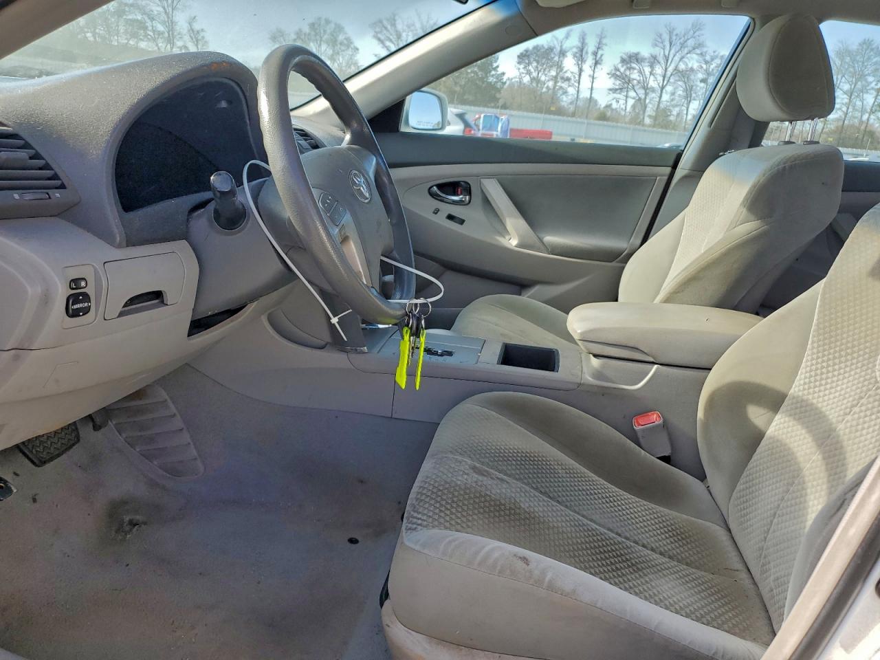 2009 TOYOTA CAMRY BASE photo 7