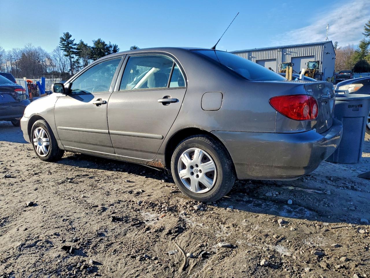 2006 TOYOTA COROLLA CE photo 2