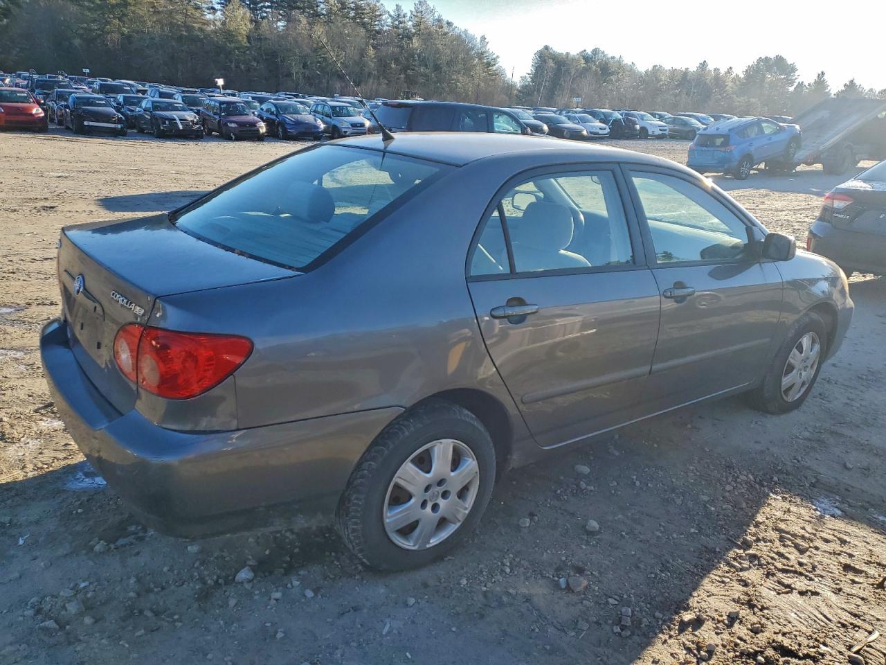 2006 TOYOTA COROLLA CE photo 3