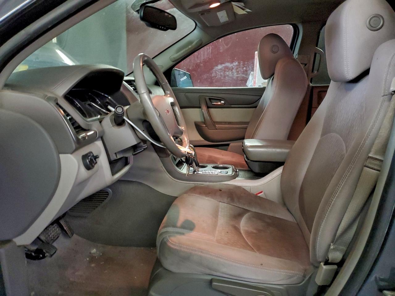 2014 GMC ACADIA SLE photo 7