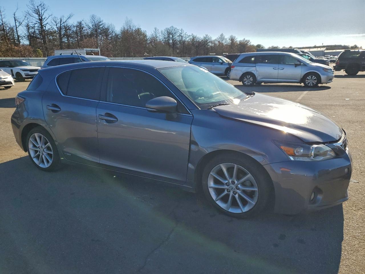 2013 LEXUS CT 200 photo 4
