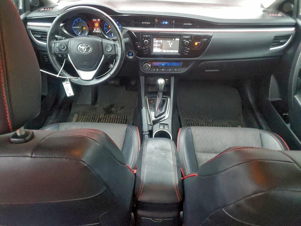 2016 TOYOTA COROLLA L photo 8