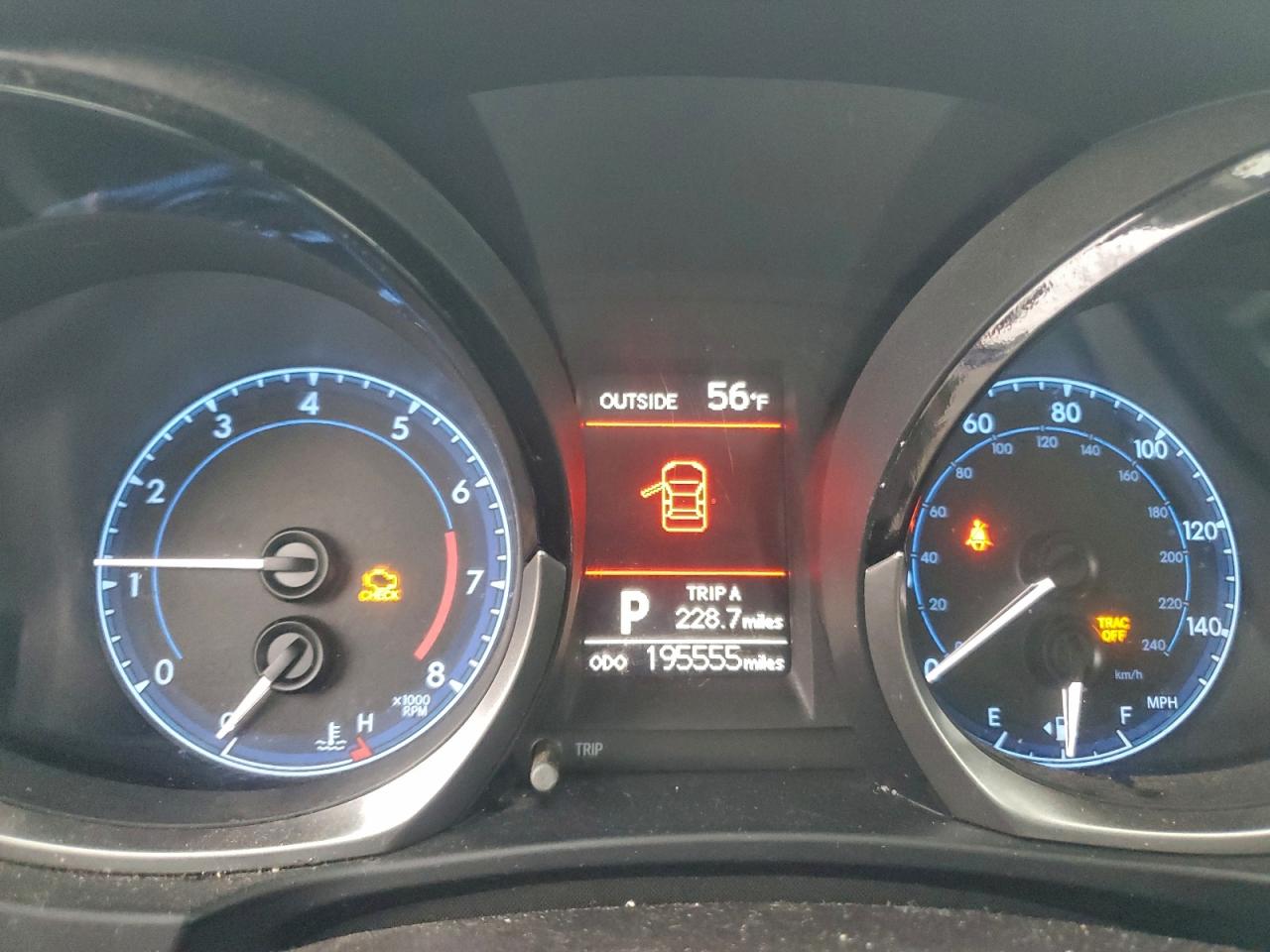 2016 TOYOTA COROLLA L photo 9
