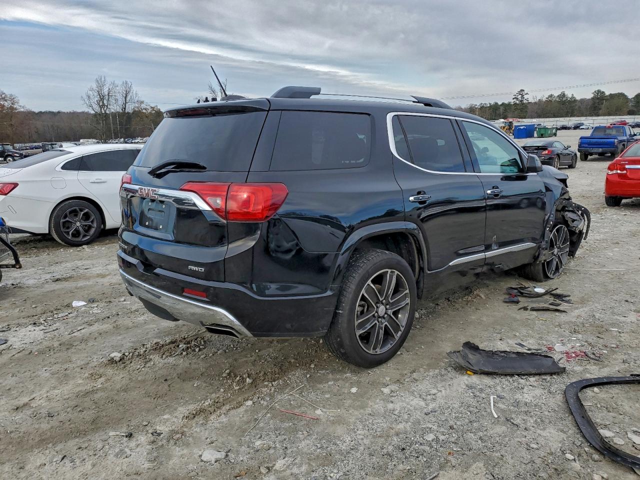 2017 GMC ACADIA DENALI photo 3