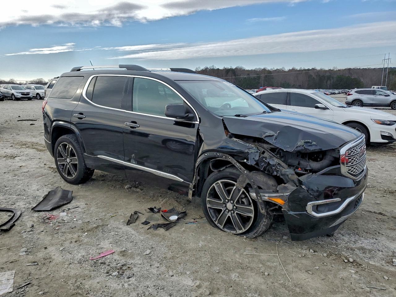 2017 GMC ACADIA DENALI photo 4