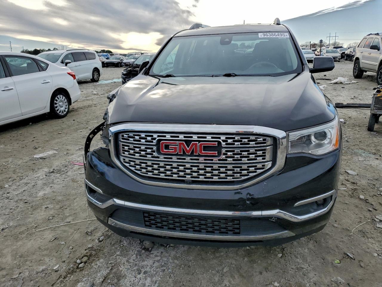 2017 GMC ACADIA DENALI photo 5