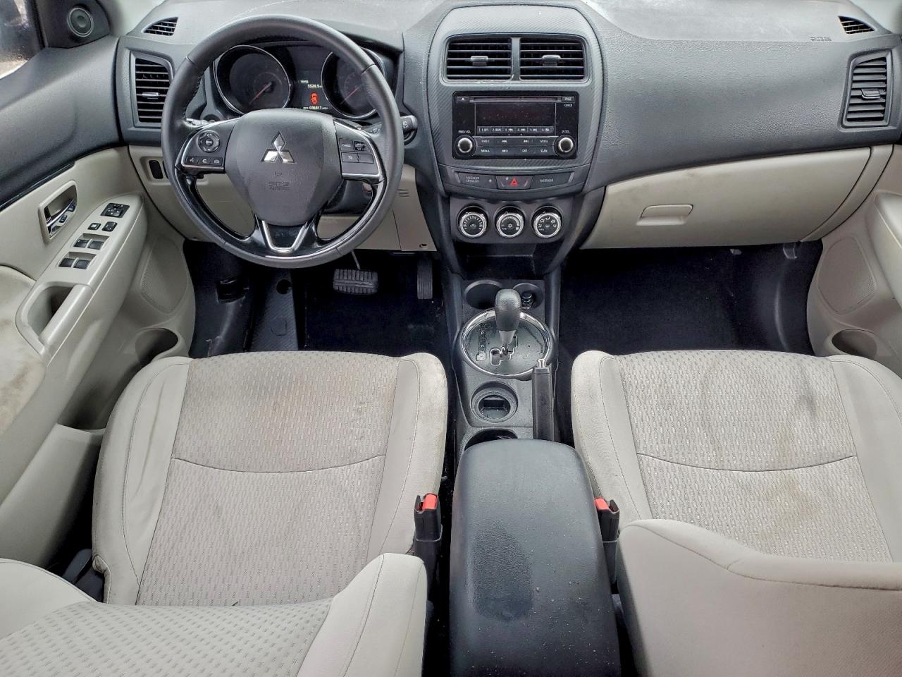 2017 MITSUBISHI OUTLANDER SPORT ES photo 8