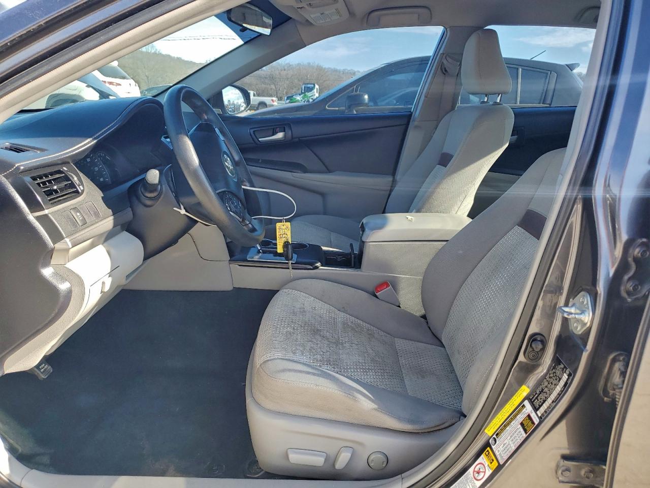 2013 TOYOTA CAMRY L photo 7