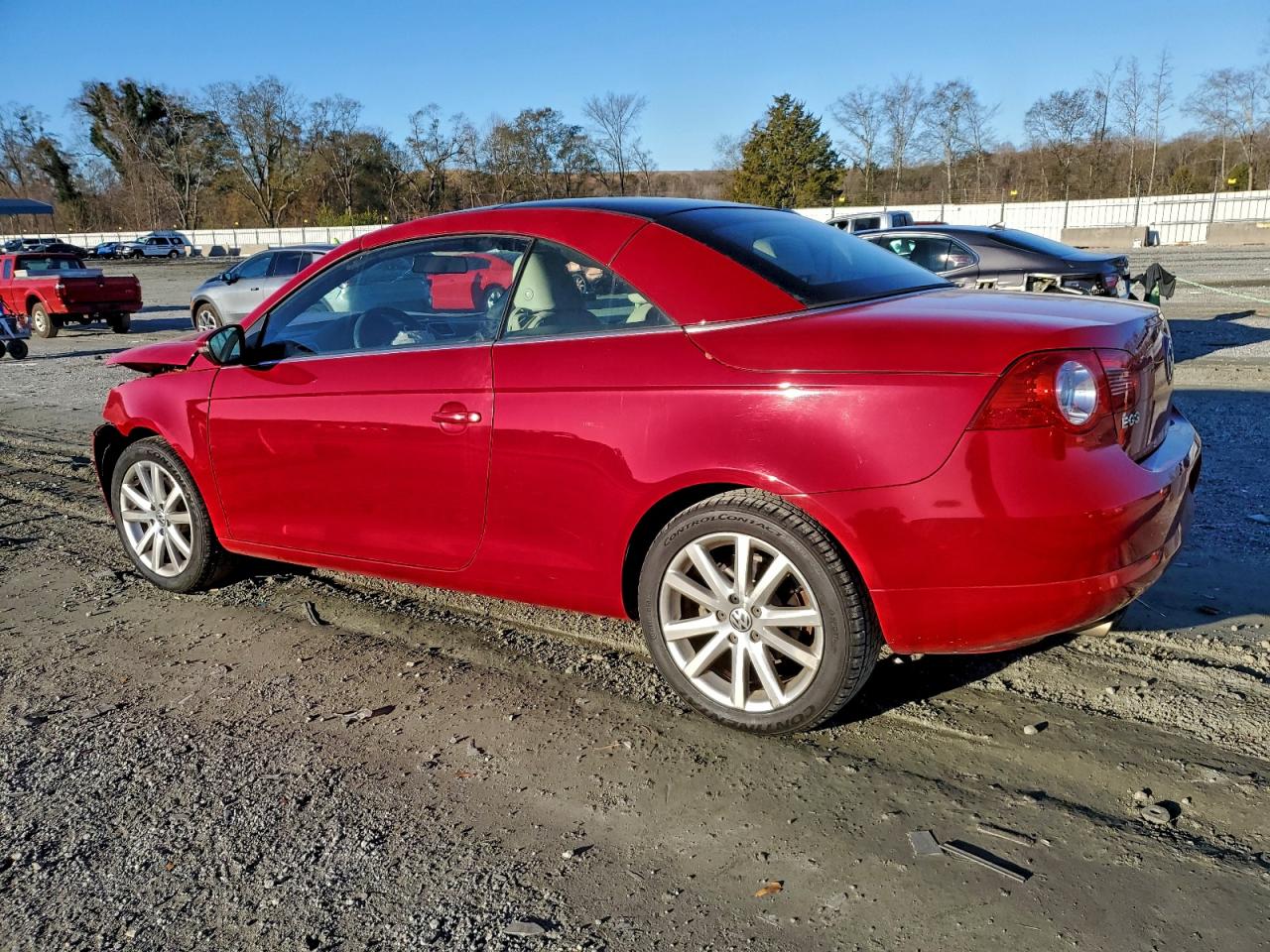 2010 VOLKSWAGEN EOS TURBO photo 2
