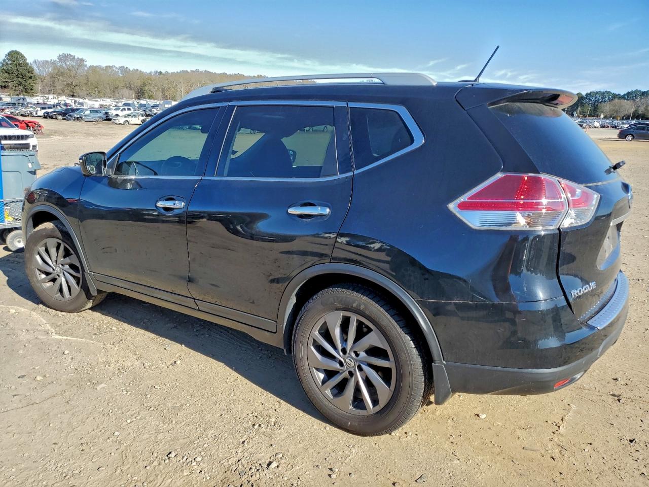 2016 NISSAN ROGUE S photo 2