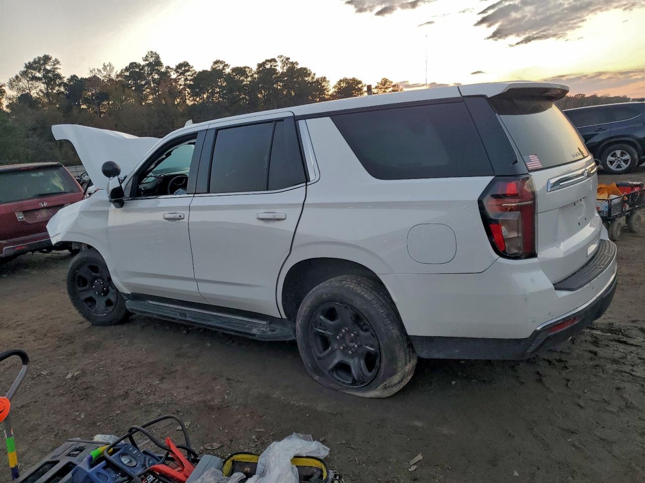 2023 CHEVROLET TAHOE C1500 photo 2