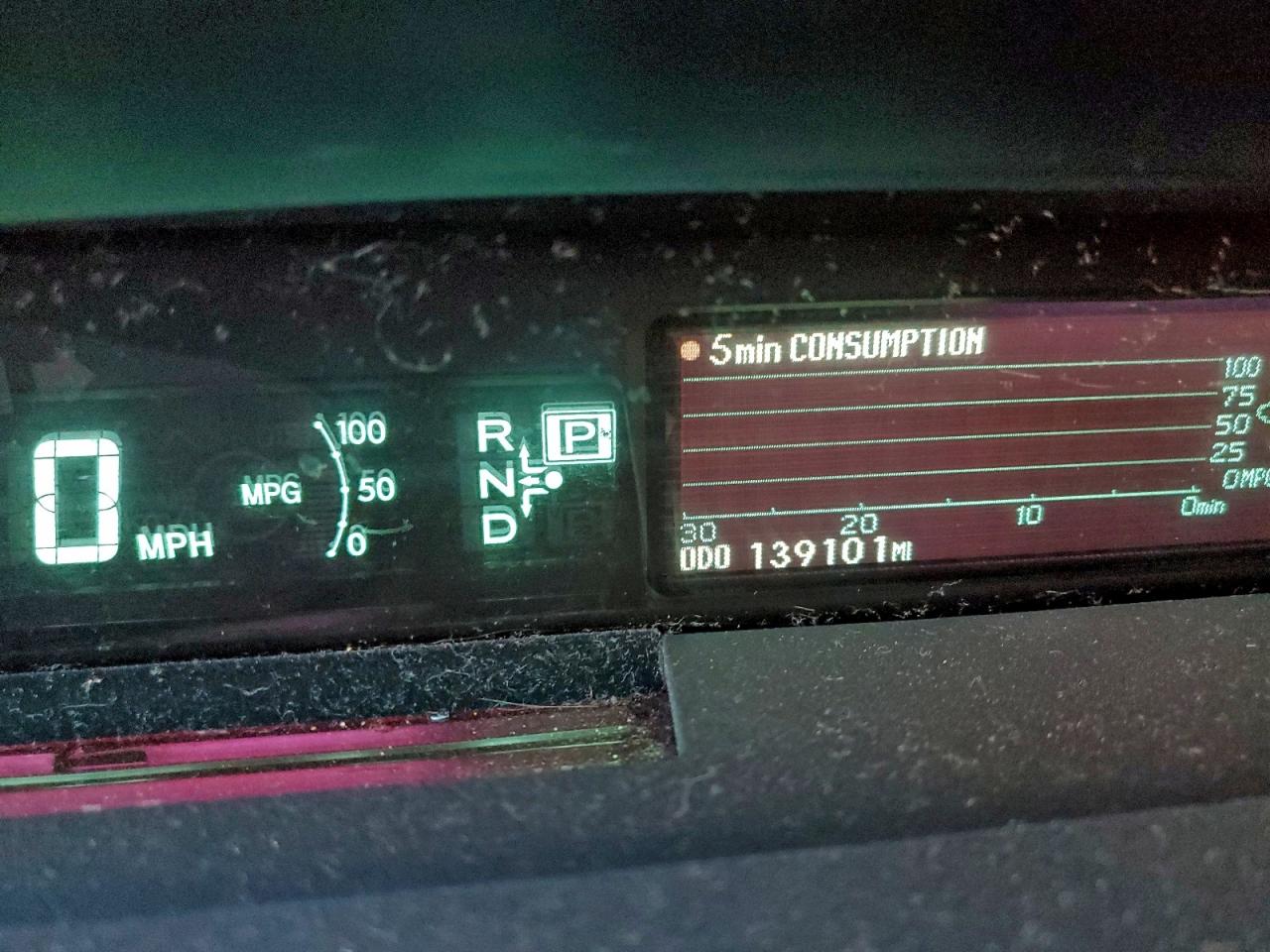2014 TOYOTA PRIUS photo 9