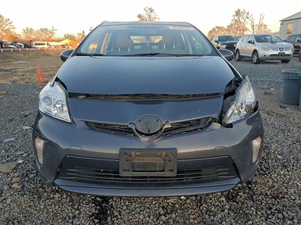 2014 TOYOTA PRIUS photo 5
