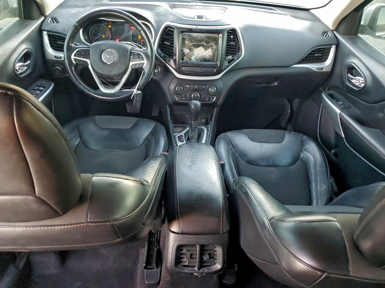2018 JEEP CHEROKEE LATITUDE PLUS photo 8