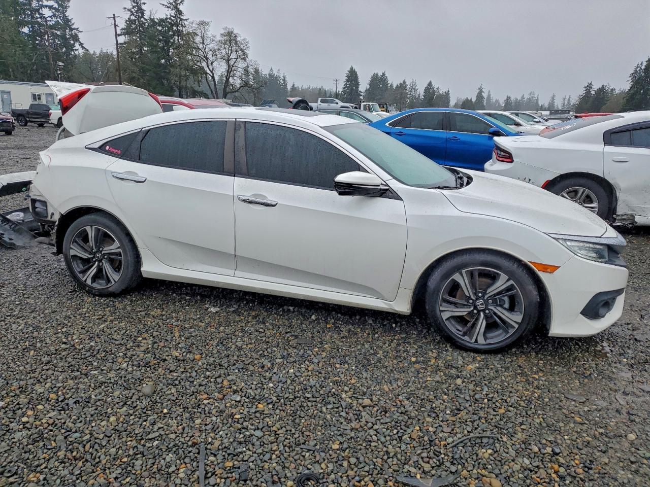 2017 HONDA CIVIC TOURING photo 4