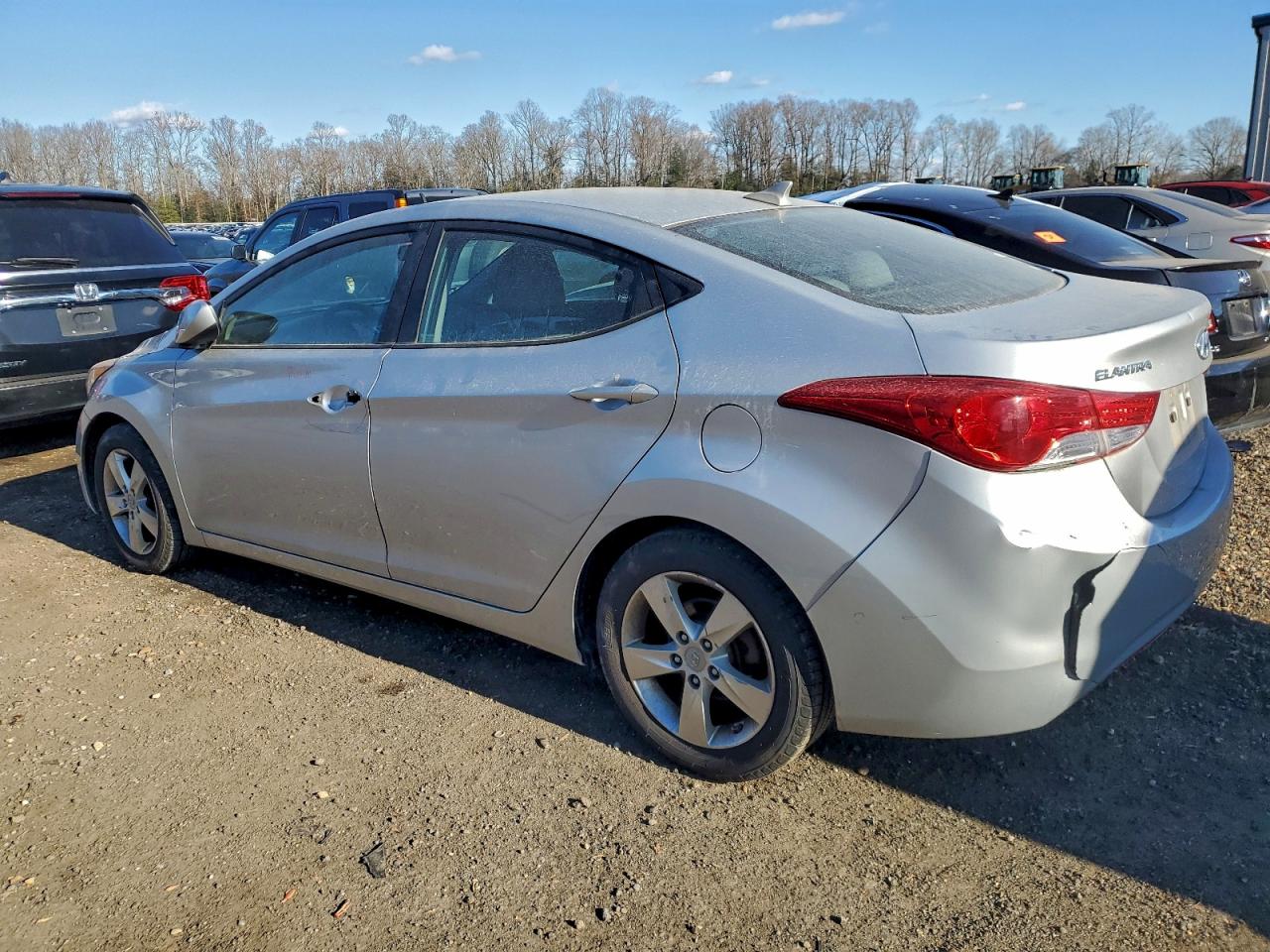 2013 HYUNDAI ELANTRA GLS photo 2