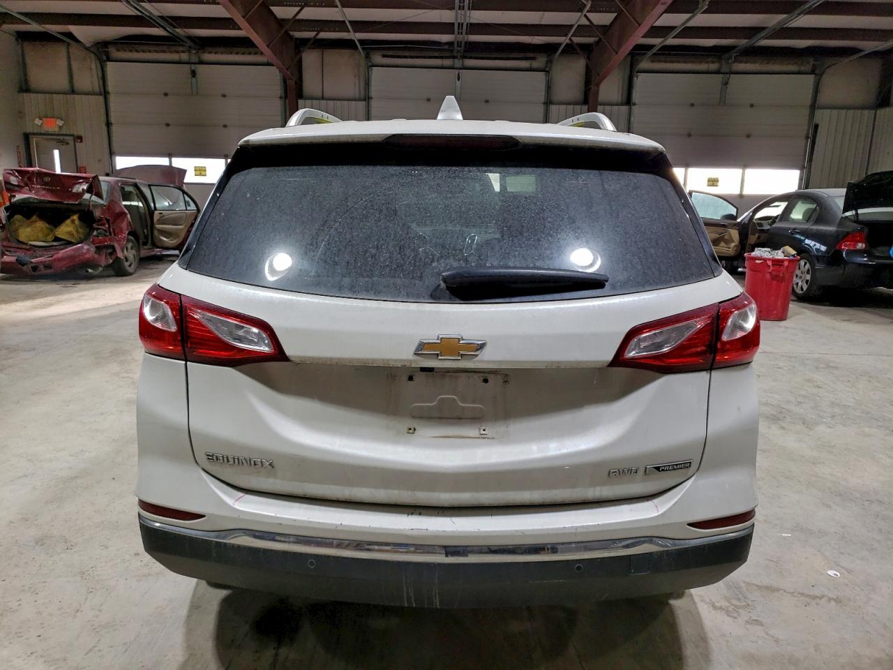 2018 CHEVROLET EQUINOX PREMIER photo 6