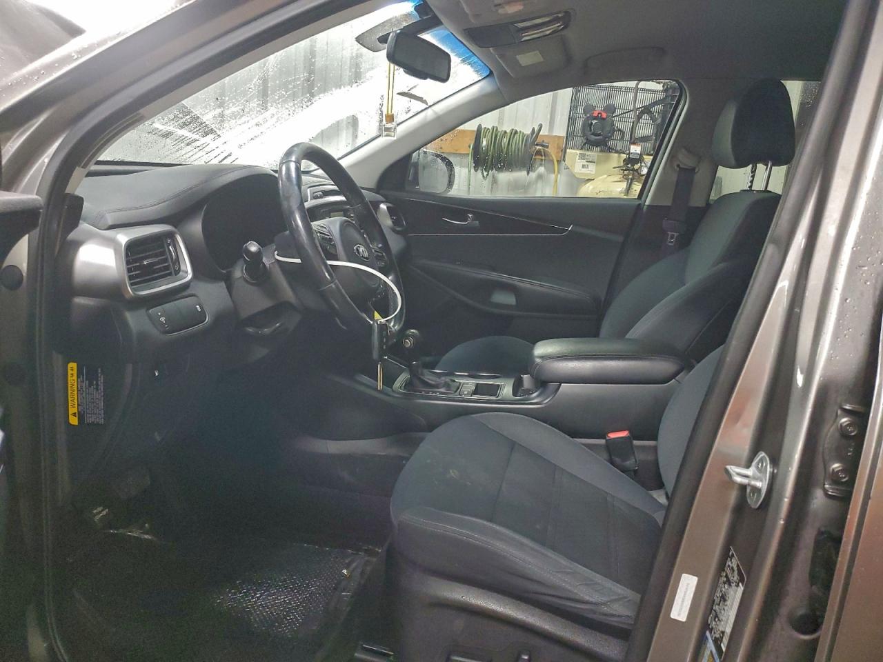 2016 KIA SORENTO LX photo 7