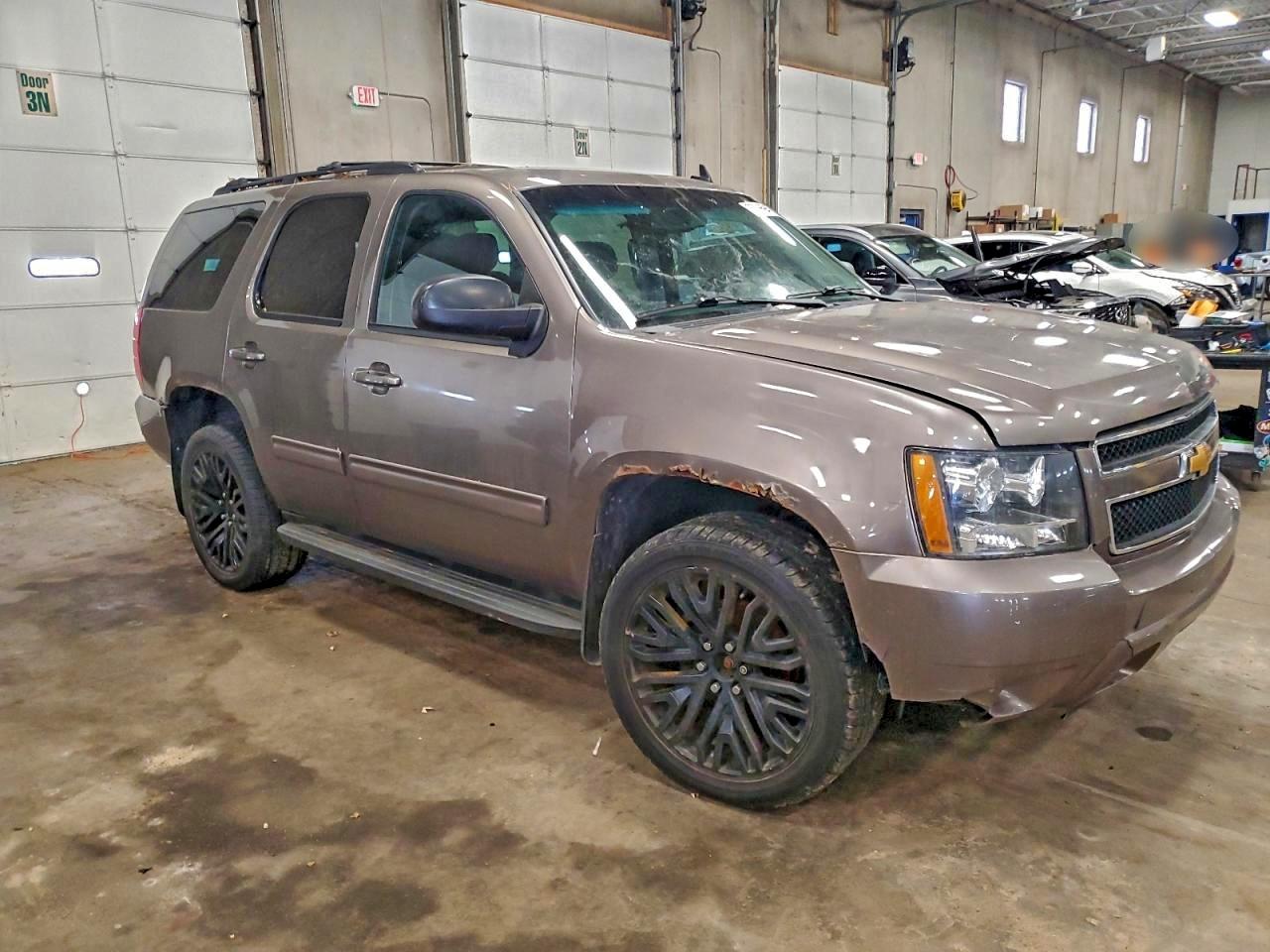 2012 CHEVROLET TAHOE K1500 LS photo 4