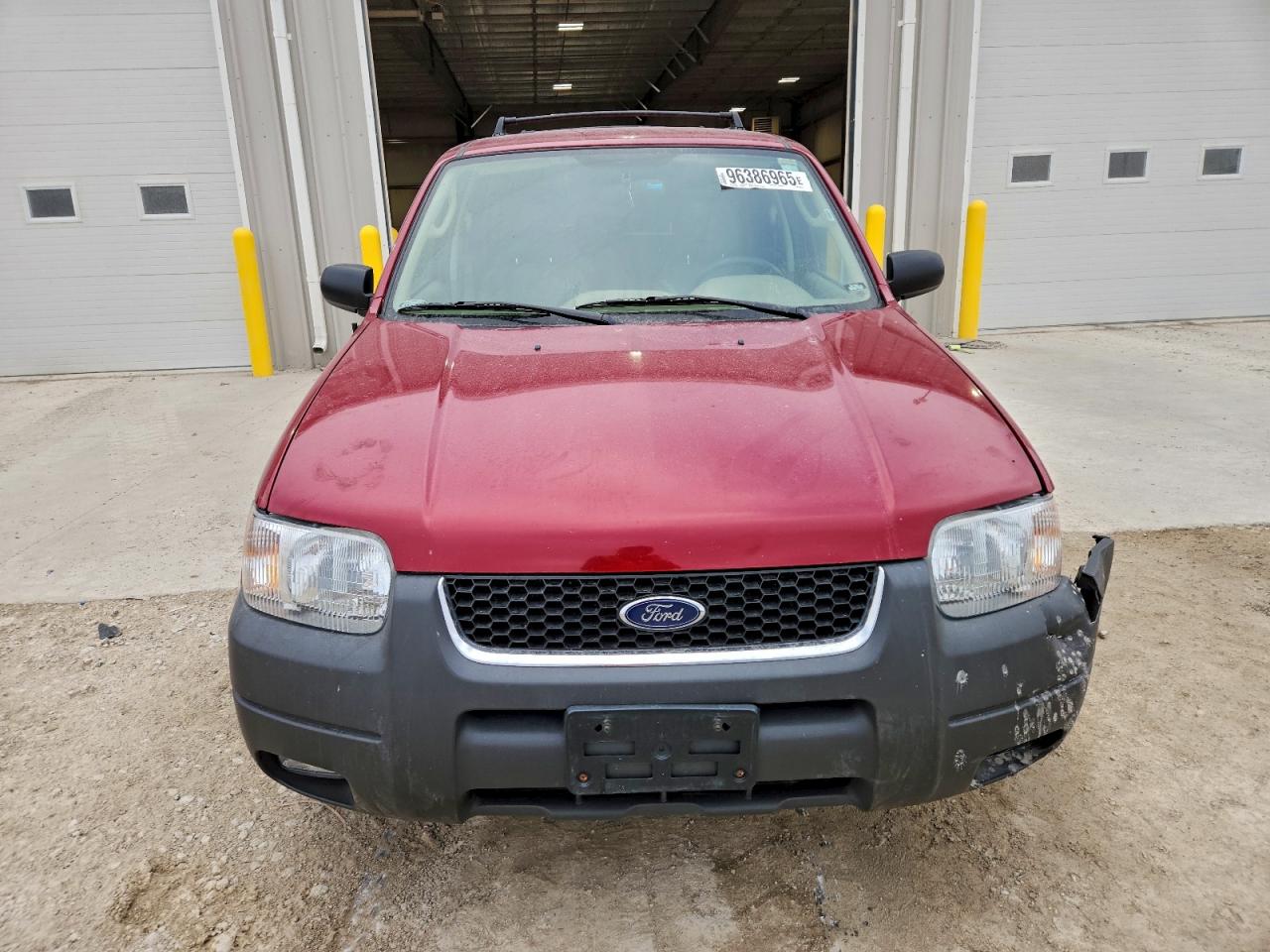 2004 FORD ESCAPE XLT photo 5