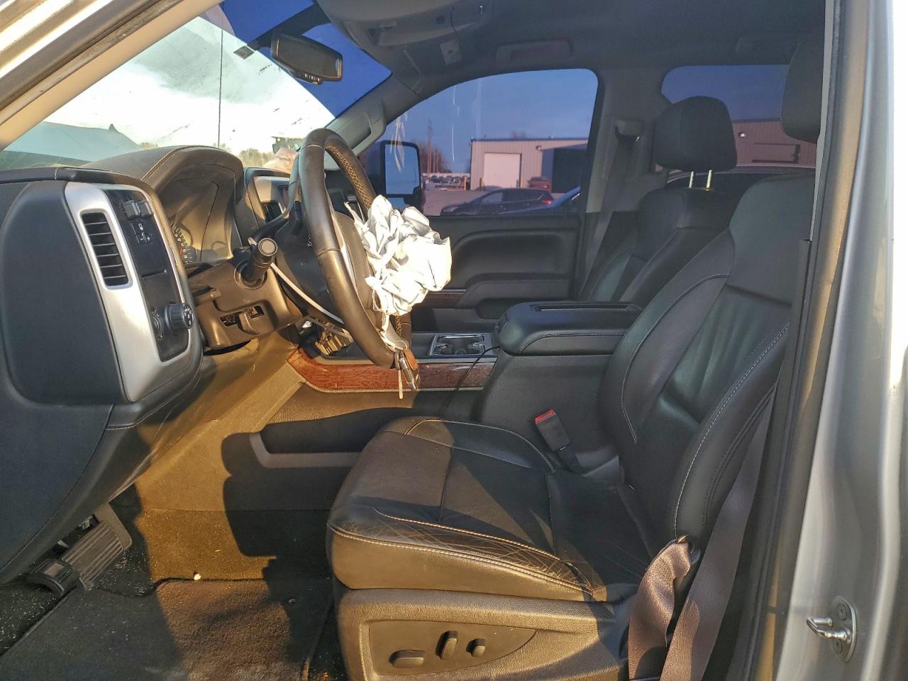 2017 GMC SIERRA C1500 SLT photo 7