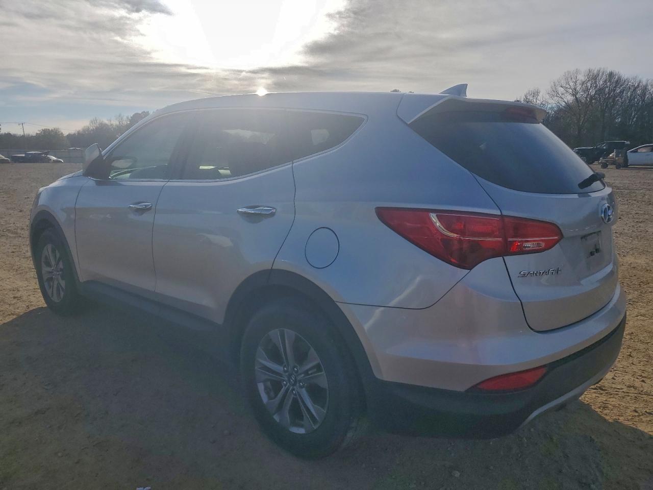 2016 HYUNDAI SANTA FE SPORT photo 2