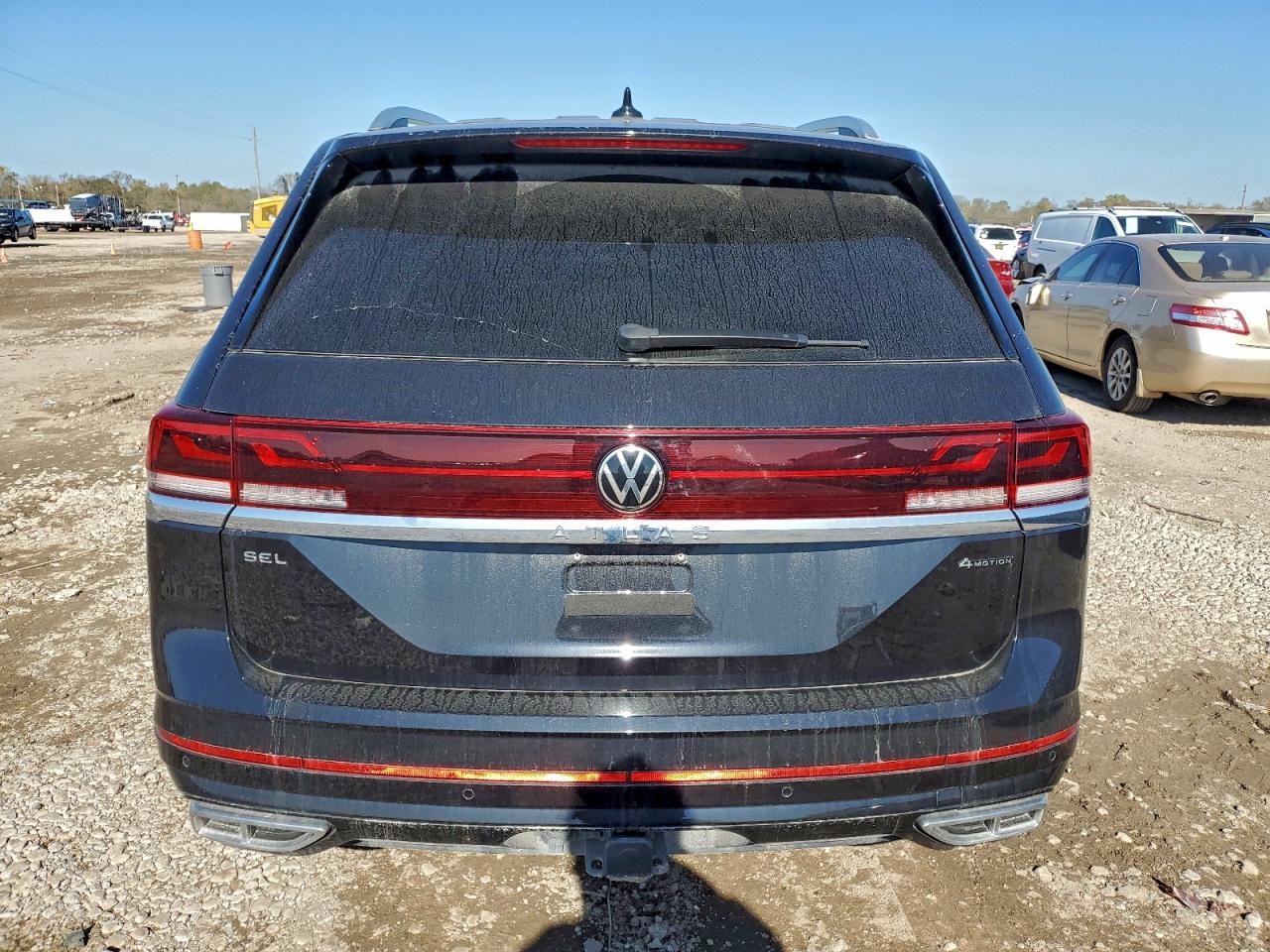 2024 VOLKSWAGEN ATLAS SEL PREMIUM R-LINE photo 6