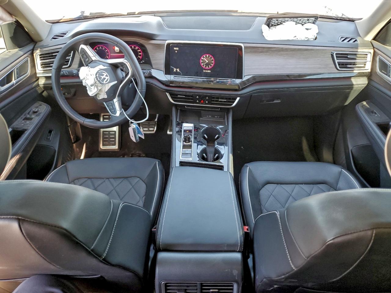 2024 VOLKSWAGEN ATLAS SEL PREMIUM R-LINE photo 8