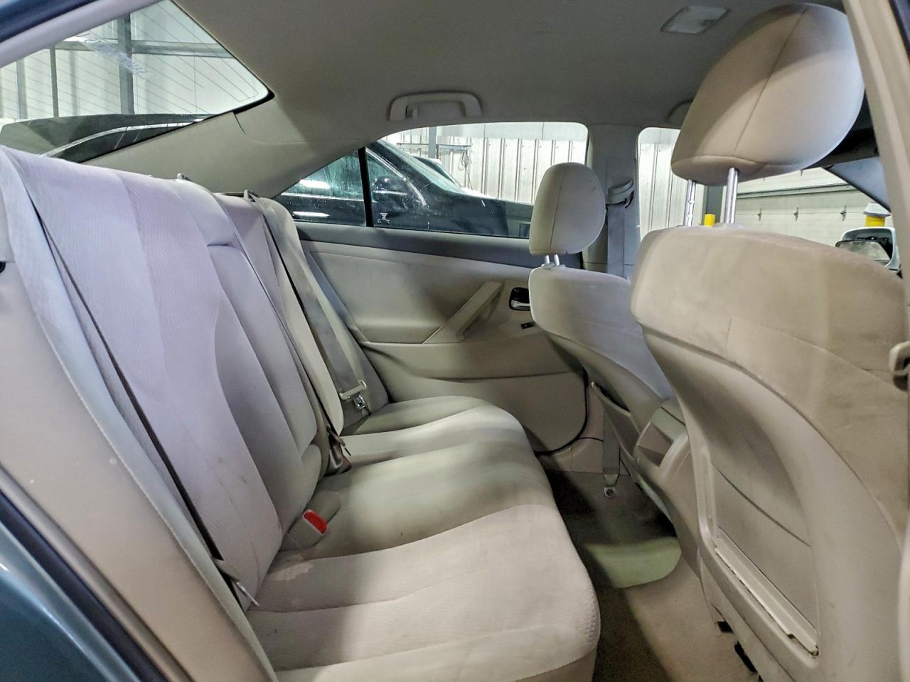2011 TOYOTA CAMRY BASE photo 10