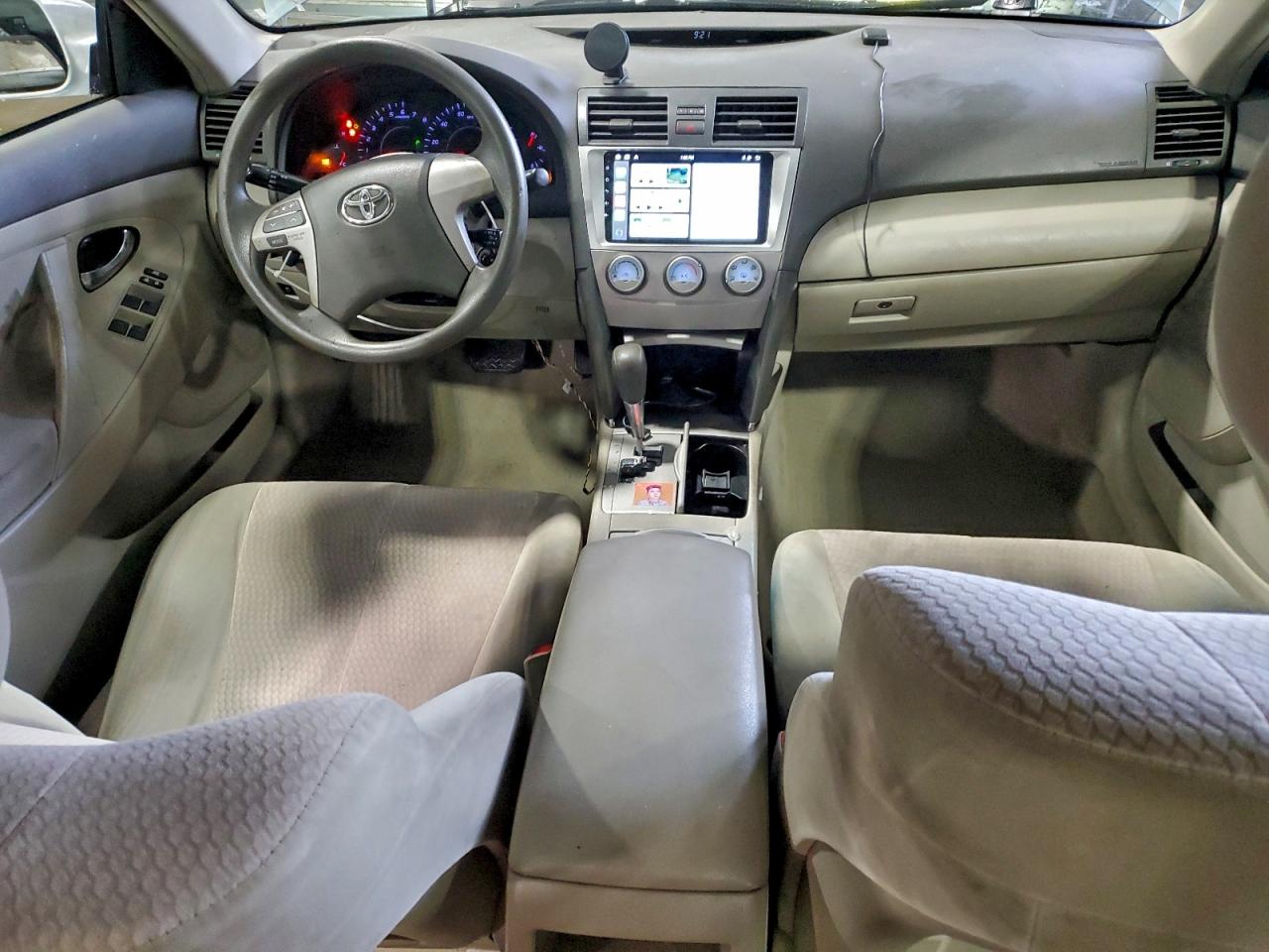 2011 TOYOTA CAMRY BASE photo 8