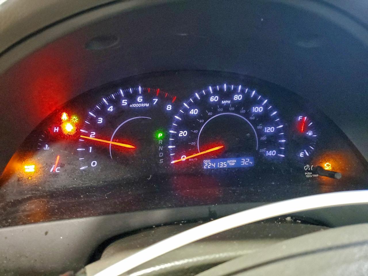 2011 TOYOTA CAMRY BASE photo 9