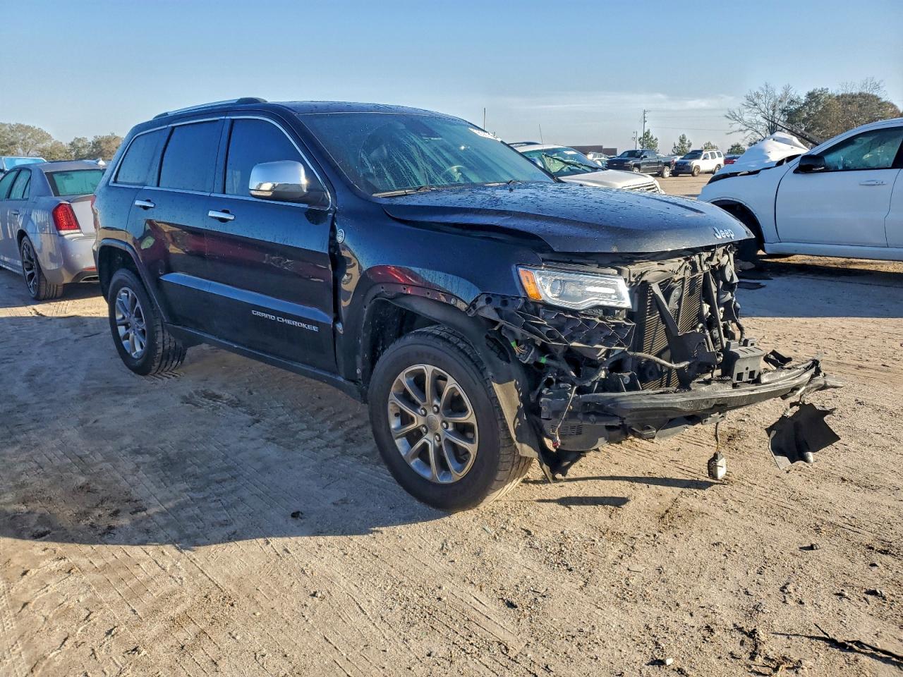 2015 JEEP GRAND CHEROKEE LIMITED photo 4
