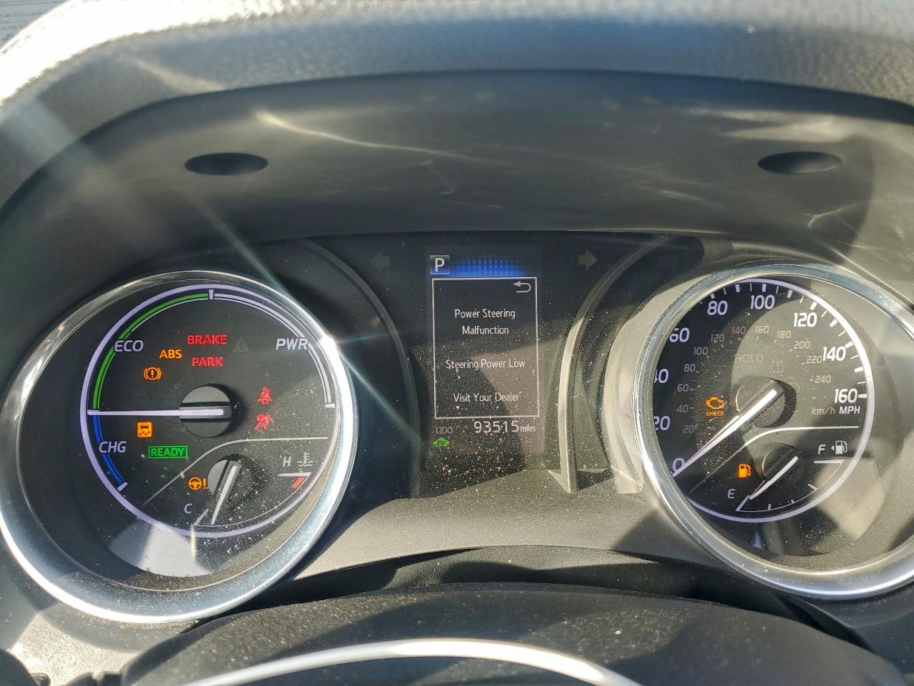 2020 TOYOTA CAMRY LE photo 9