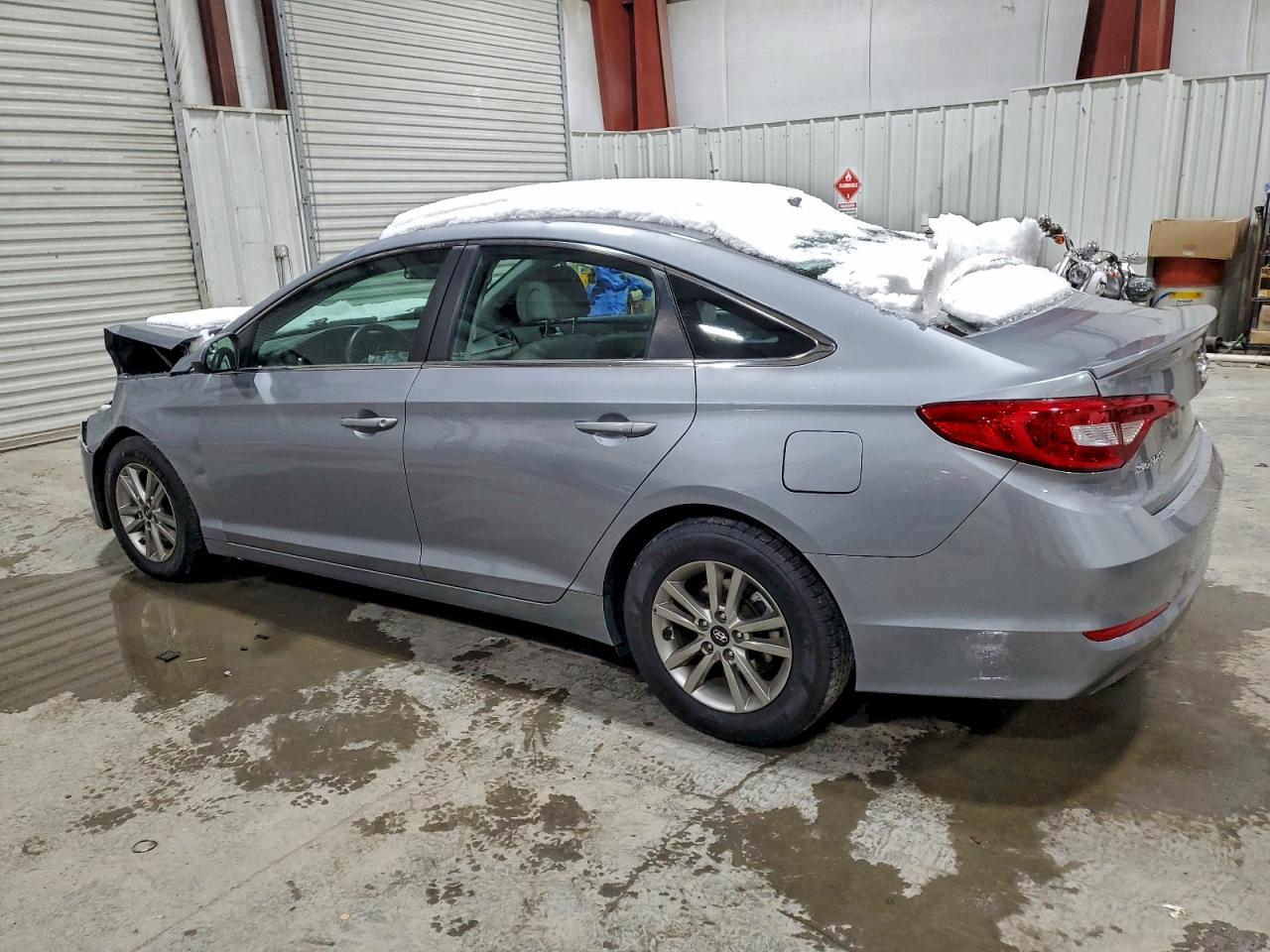 2017 HYUNDAI SONATA SE photo 2