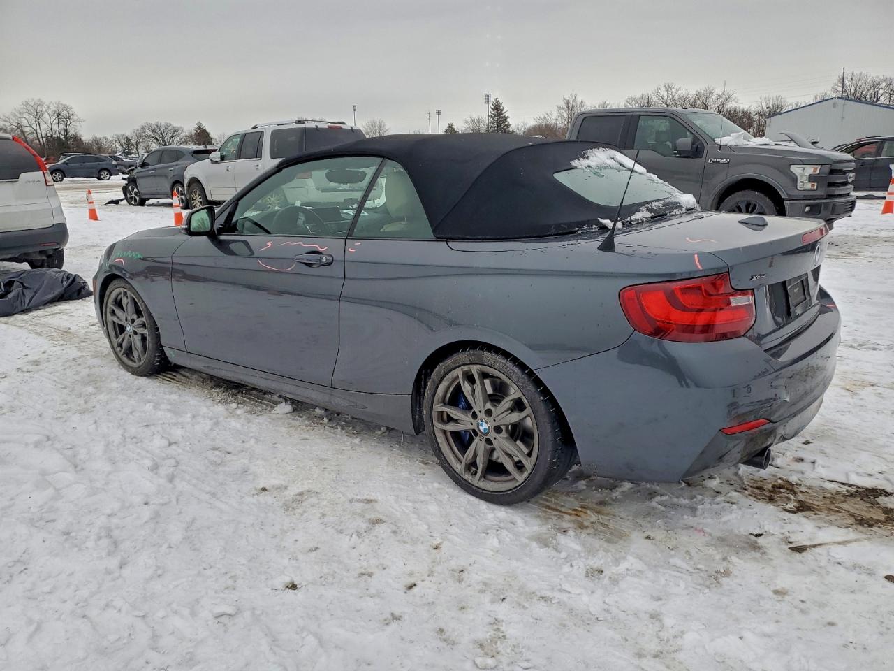 2016 BMW M235XI photo 2