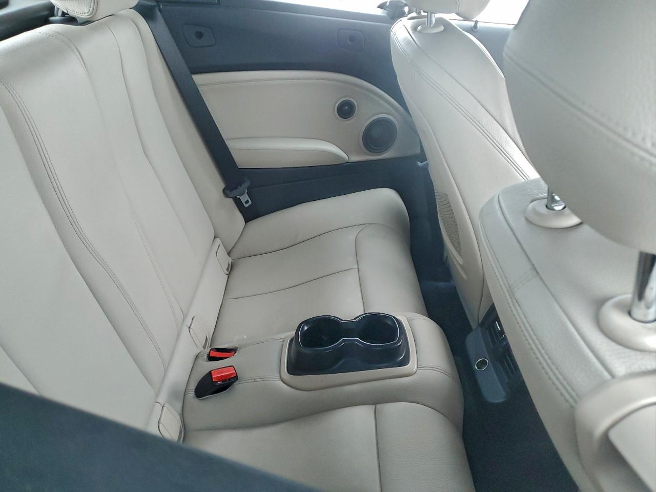 2016 BMW M235XI photo 10