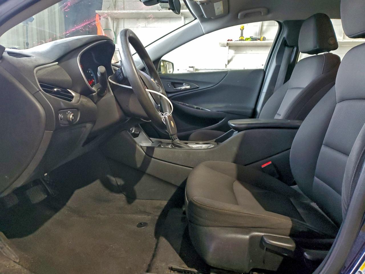 2018 CHEVROLET MALIBU LS photo 7
