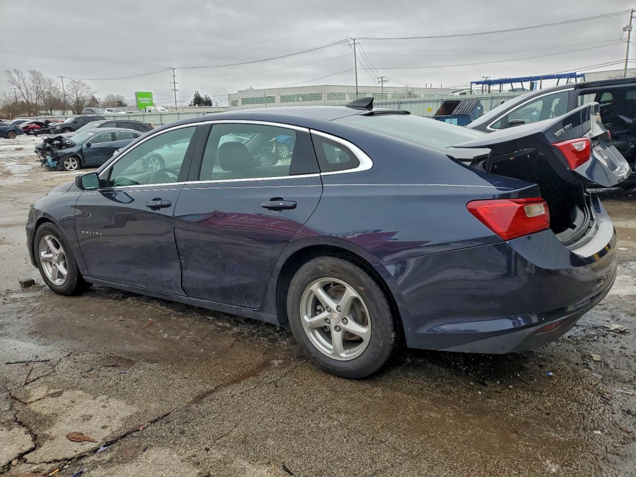 2018 CHEVROLET MALIBU LS photo 2