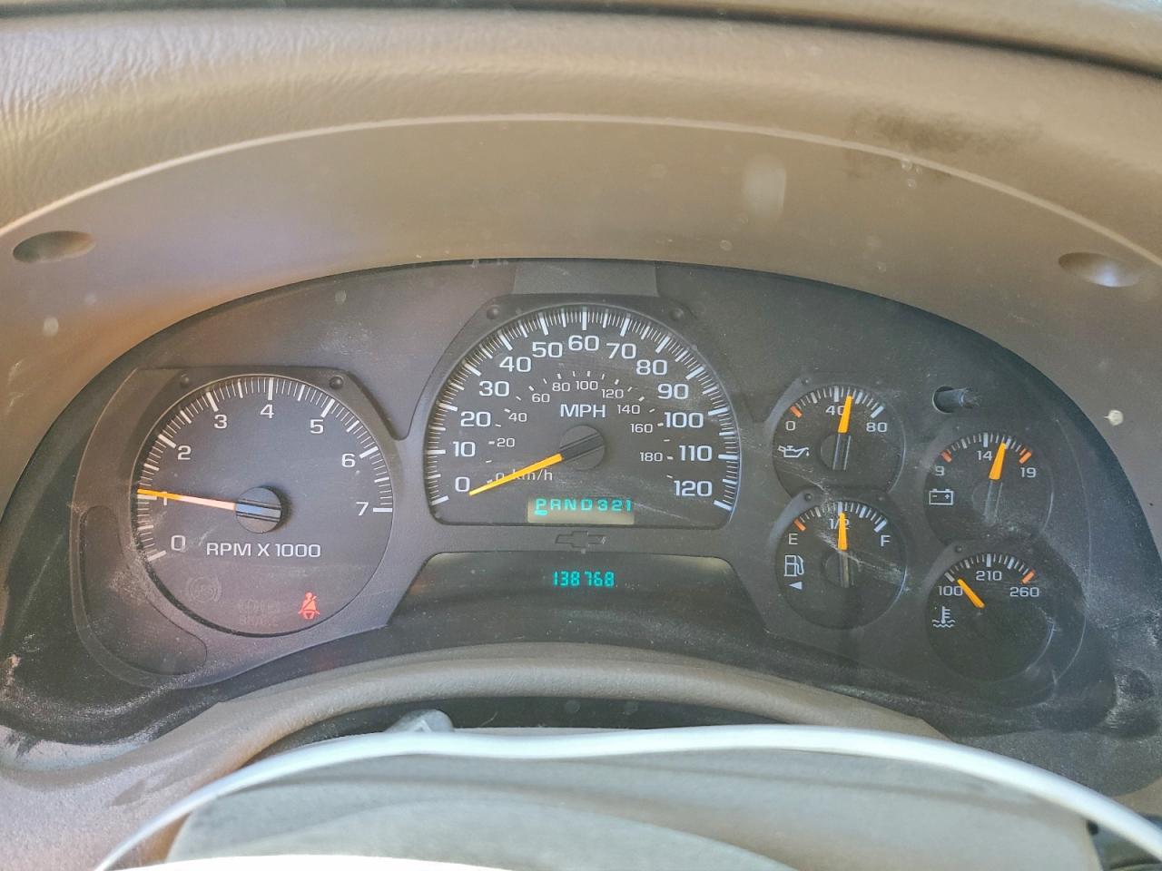 2004 CHEVROLET TRAILBLAZER EXT LS photo 9