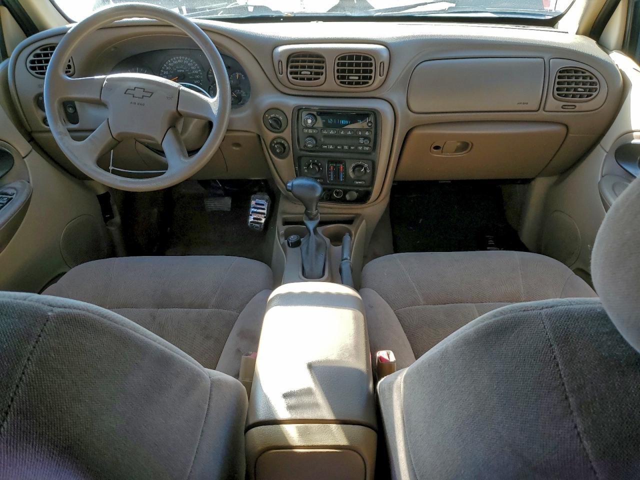 2004 CHEVROLET TRAILBLAZER EXT LS photo 8