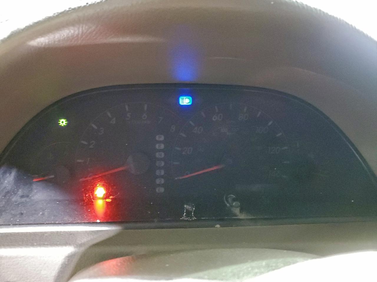 2006 TOYOTA CAMRY LE photo 9