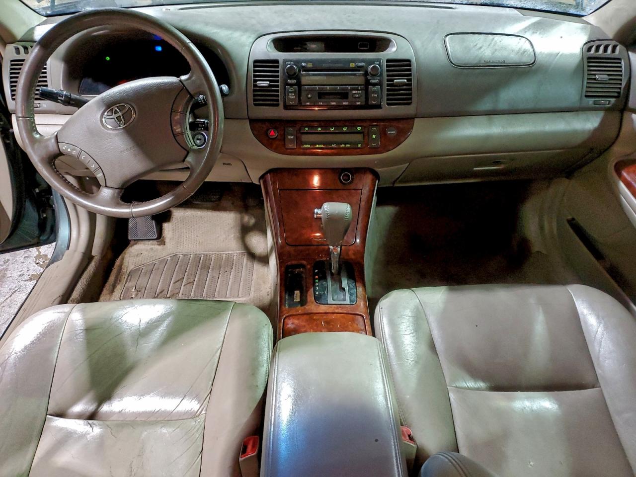 2006 TOYOTA CAMRY LE photo 8