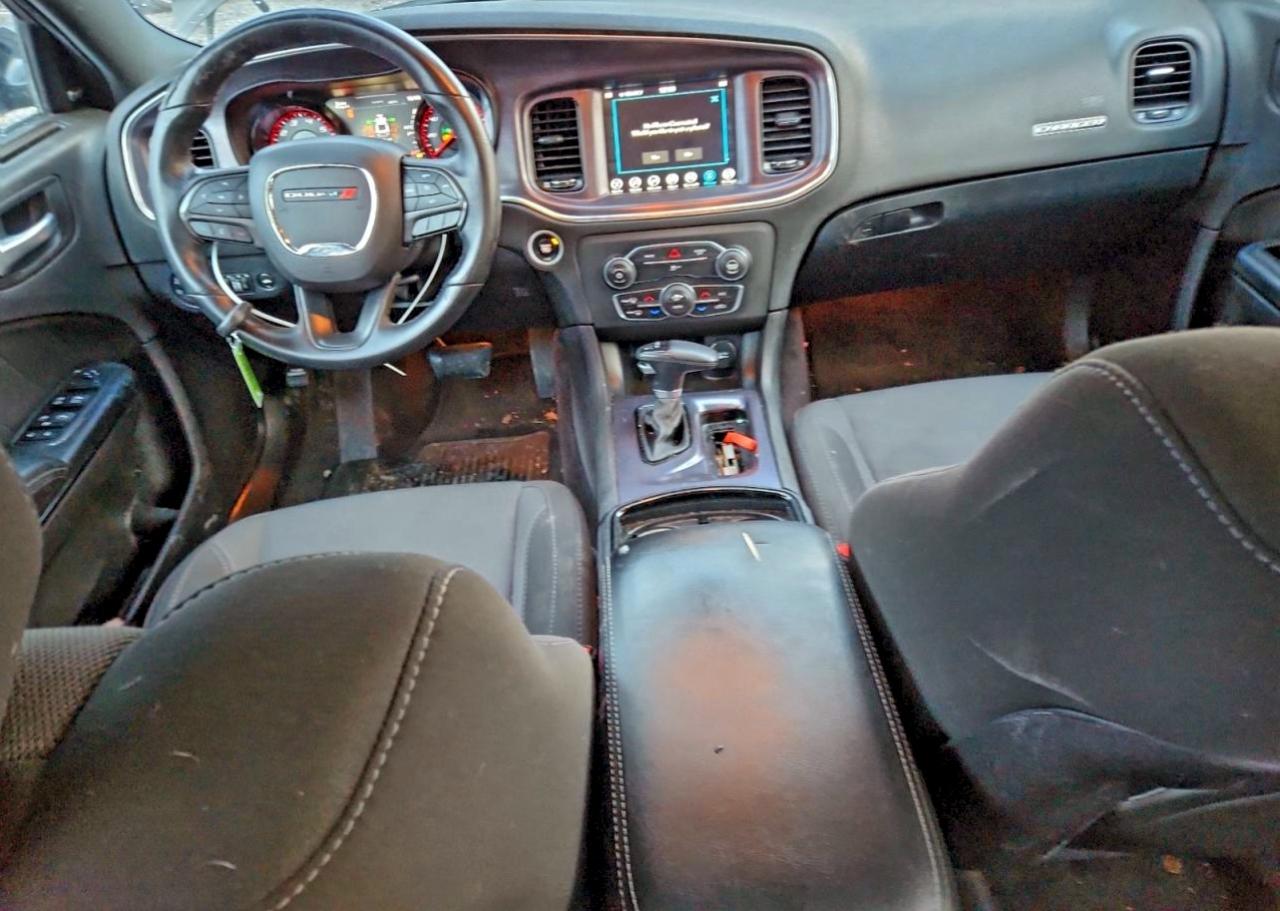 2017 DODGE CHARGER SXT photo 8