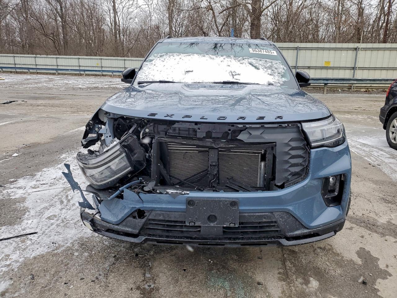 2025 FORD EXPLORER ST-LINE photo 5