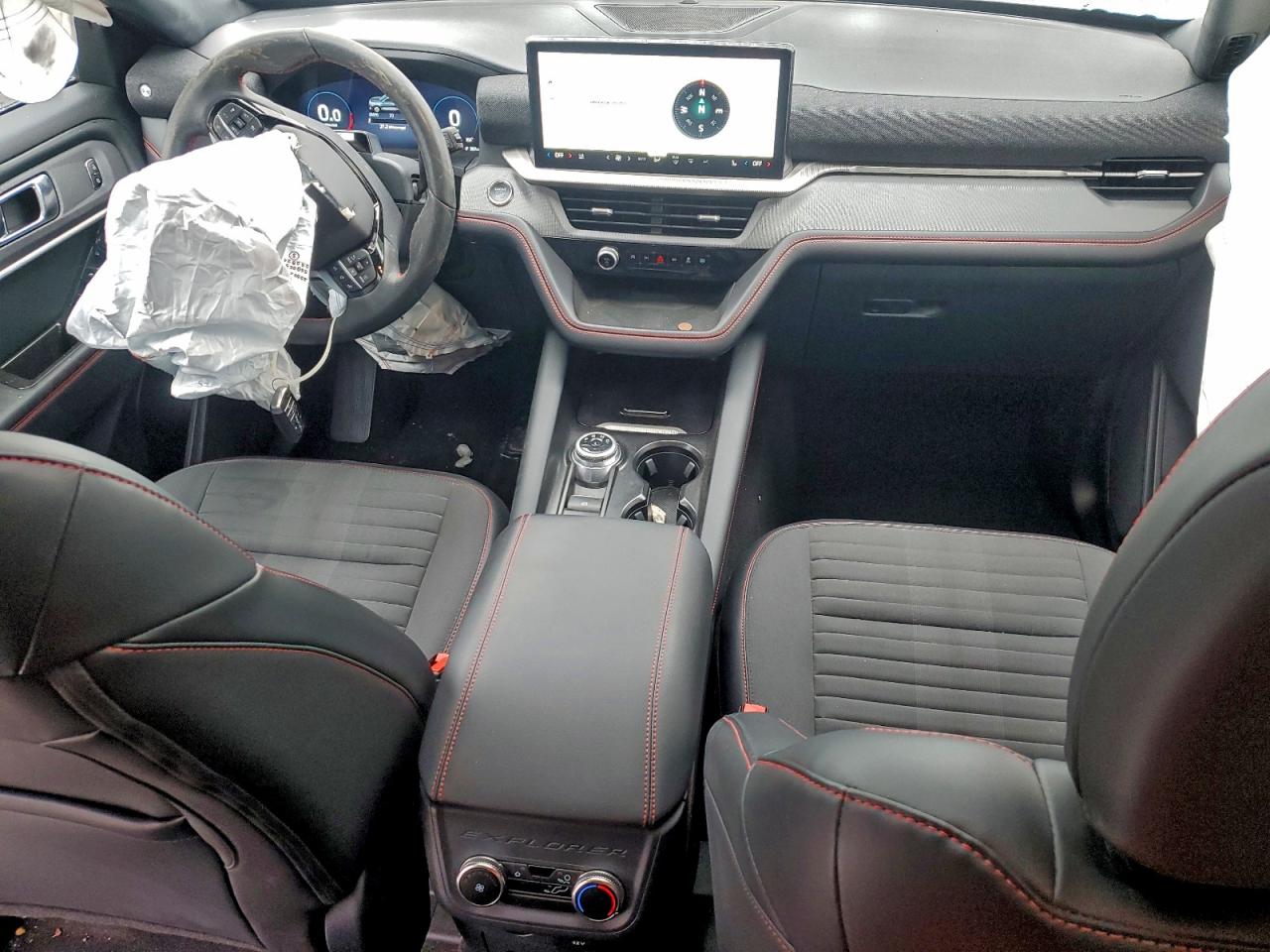 2025 FORD EXPLORER ST-LINE photo 8