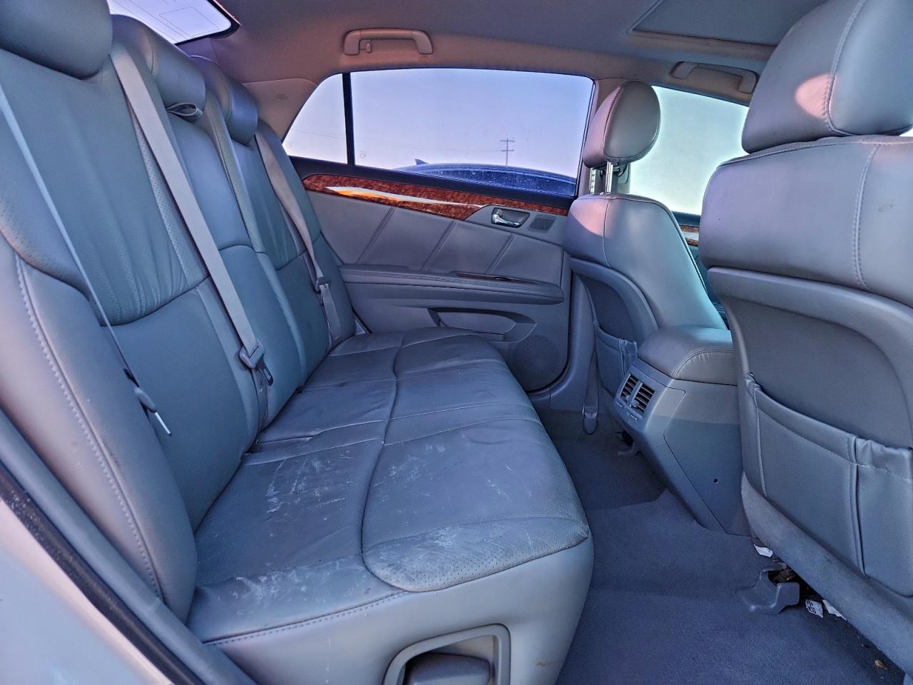 2005 TOYOTA AVALON XL photo 10