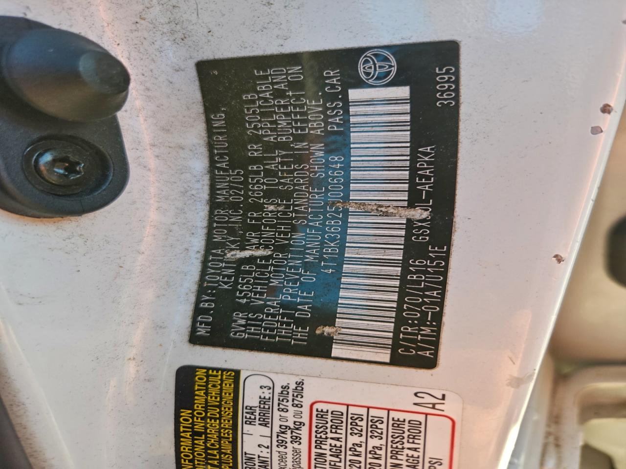 2005 TOYOTA AVALON XL photo 12