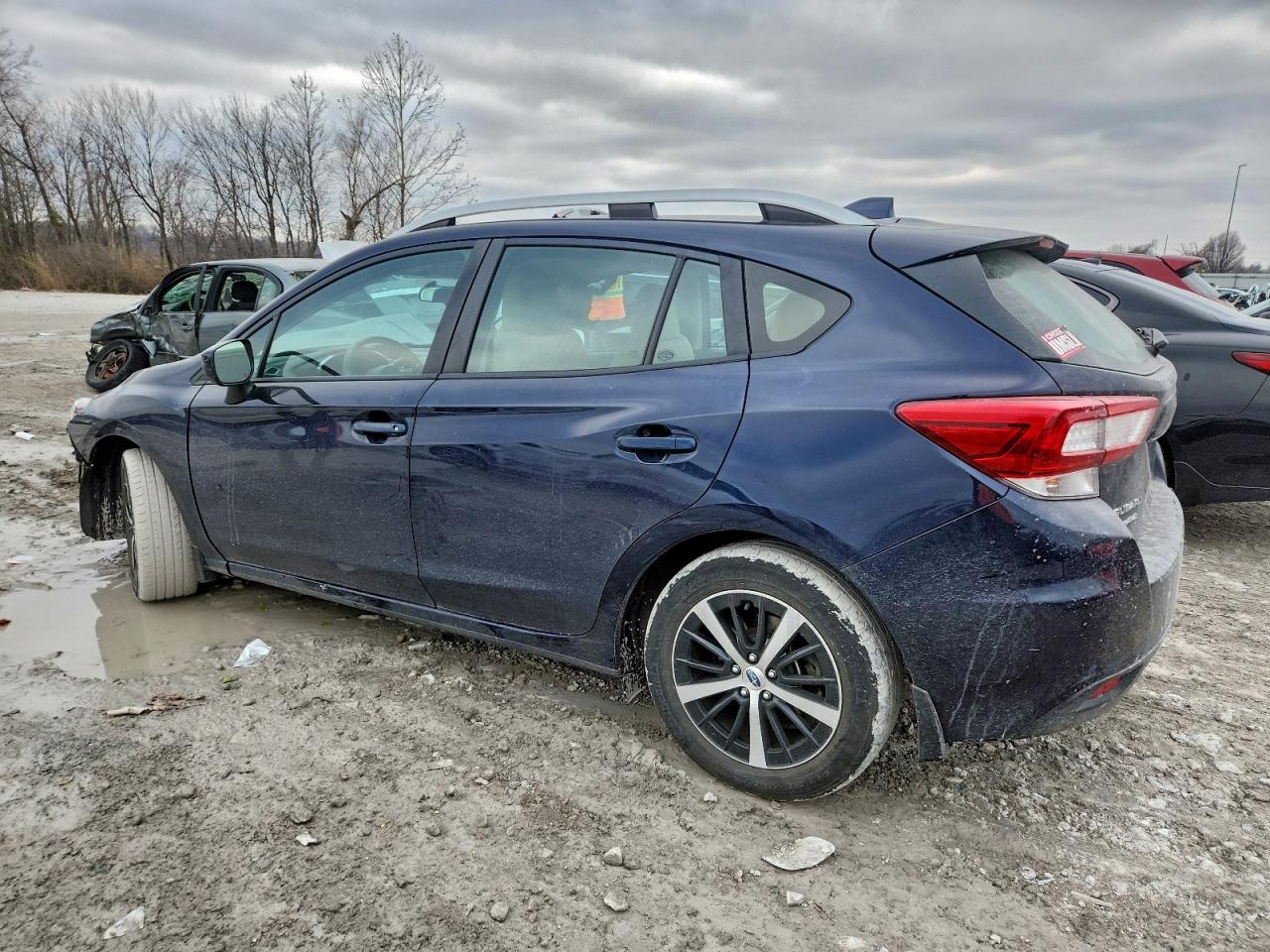 2019 SUBARU IMPREZA PREMIUM photo 2