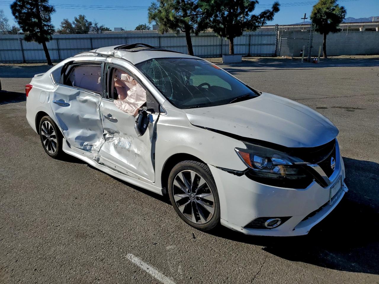 2017 NISSAN SENTRA SR TURBO photo 4